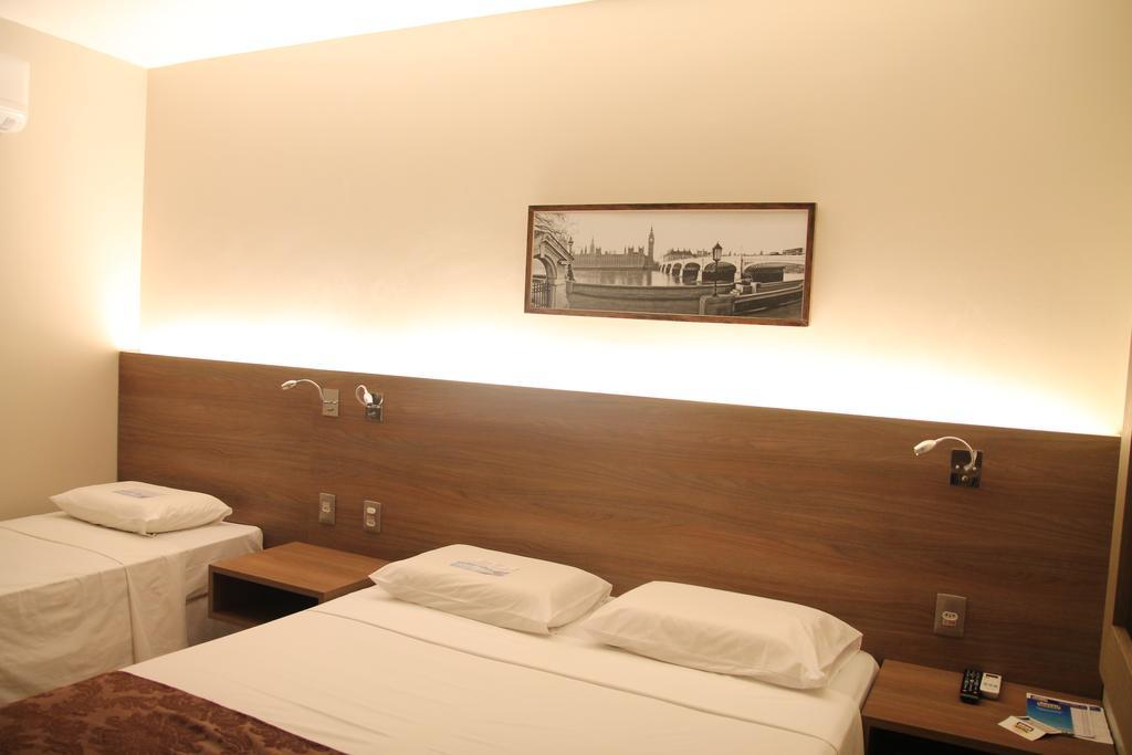 Orion Hotel Itumbiara Kültér fotó